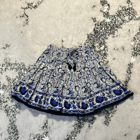 Beach Gold Dresses & Skirts - Beach Gold Skirt Womens Sz M/L Blue White Floral Print Mini Drawstring Waist‎